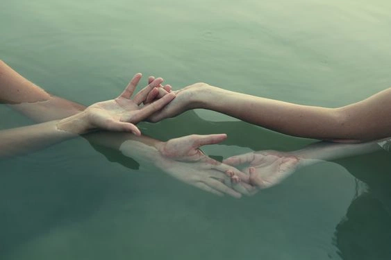 Emotional intelligence in relationships: the skill that actually makes love work