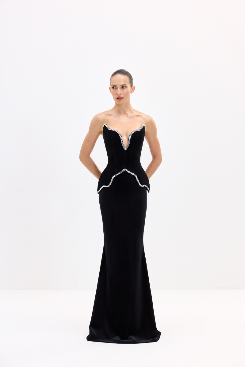 Black dress AES2026P0015- A corset with a deep neckline and off-the-shoulder design. It features a center-back zipper - ADAMARIS - the international brand 
