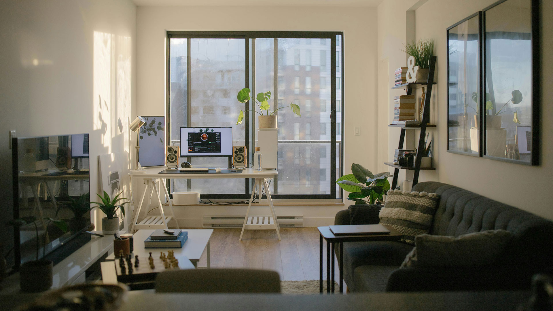 Bright future ahead for UK’s resilient property market Apartment interior
