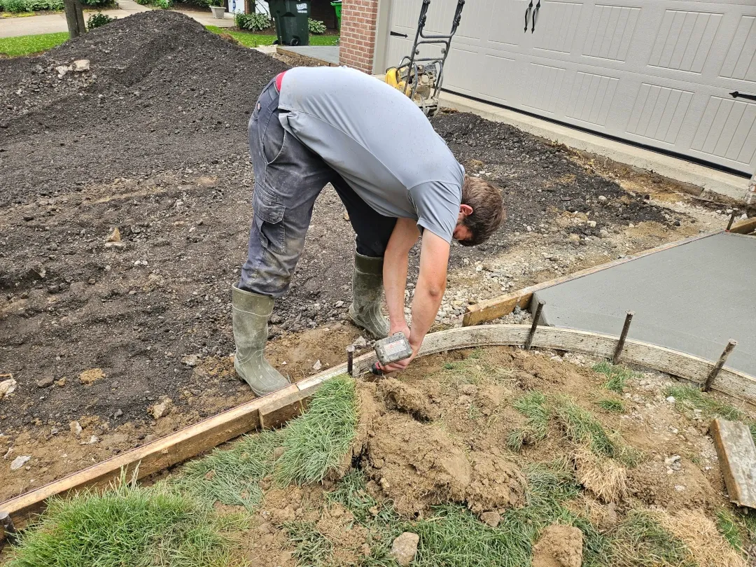 residential driveway forming shape