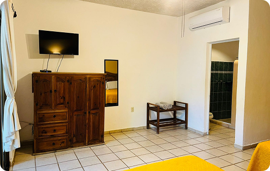 Jr Suite