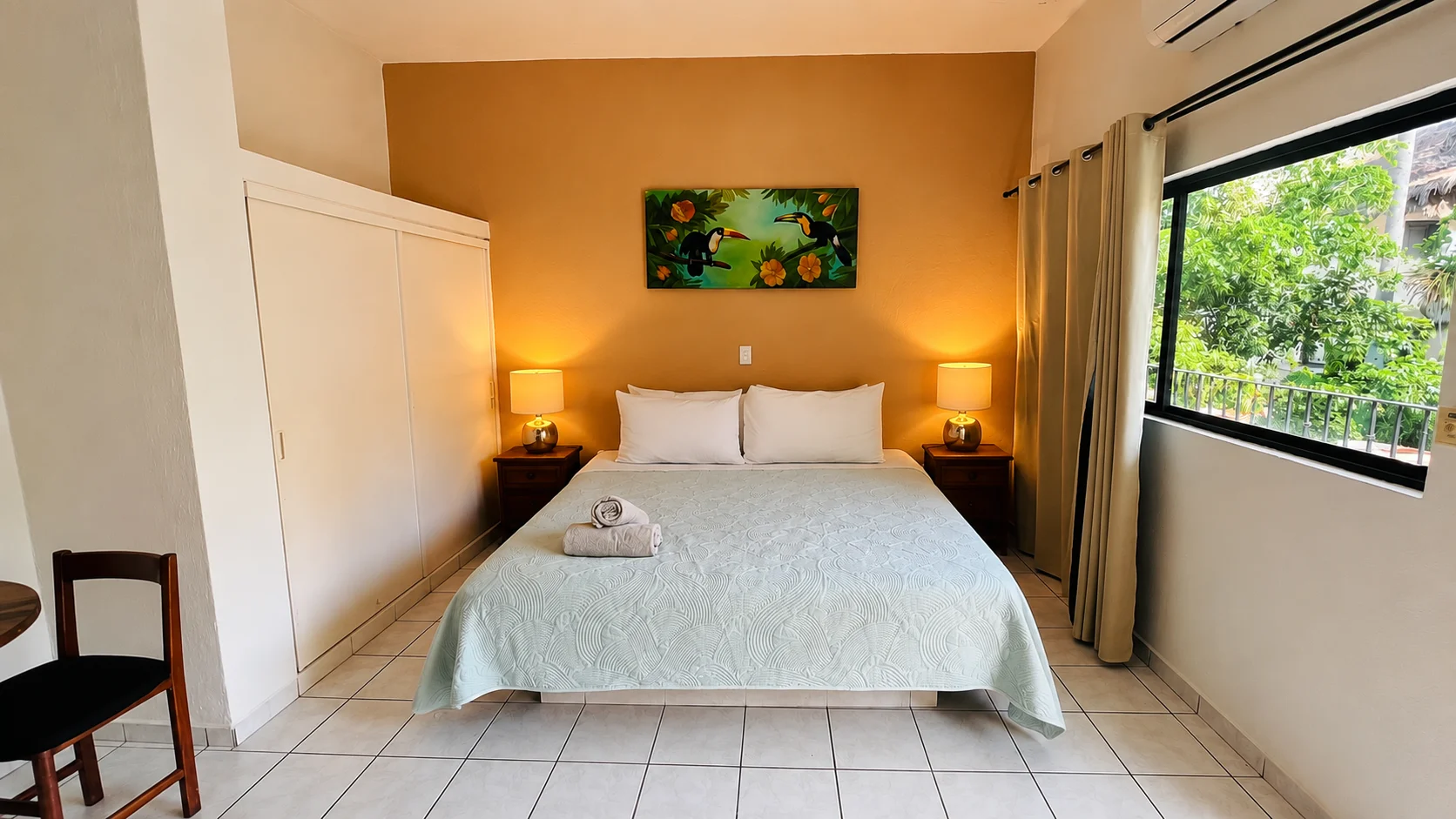 Disfruta de una estancia amplia y funcional en nuestra Kitchenette Suite King