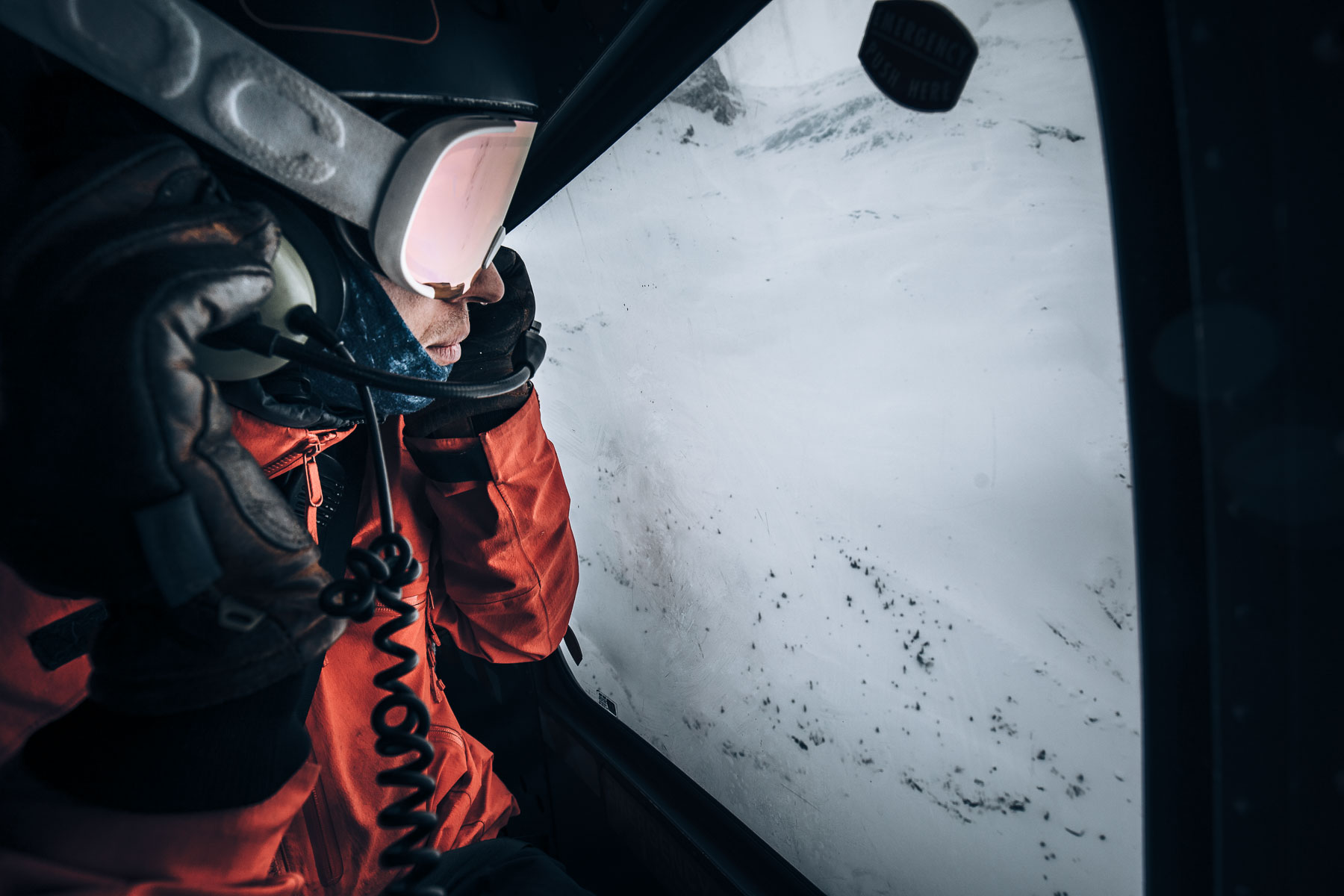 Powder skiing in Mica Heli-Skiing’s mountain terrain