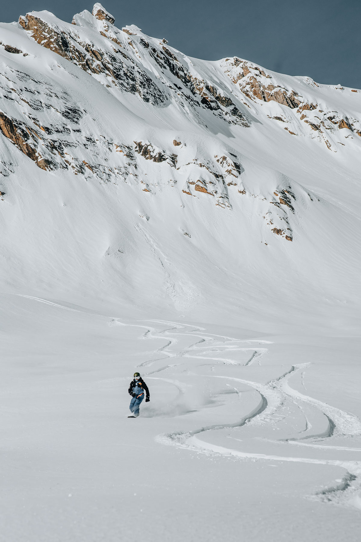 Powder skiing in Mica Heli-Skiing’s mountain terrain