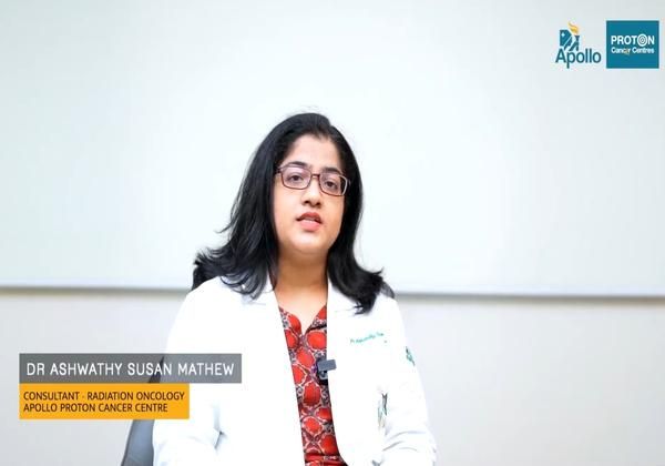 Dr. Ashwathy, Radiation Oncologist at Apollo Proton Cancer Centre, Chennai, speaking during an awareness session.