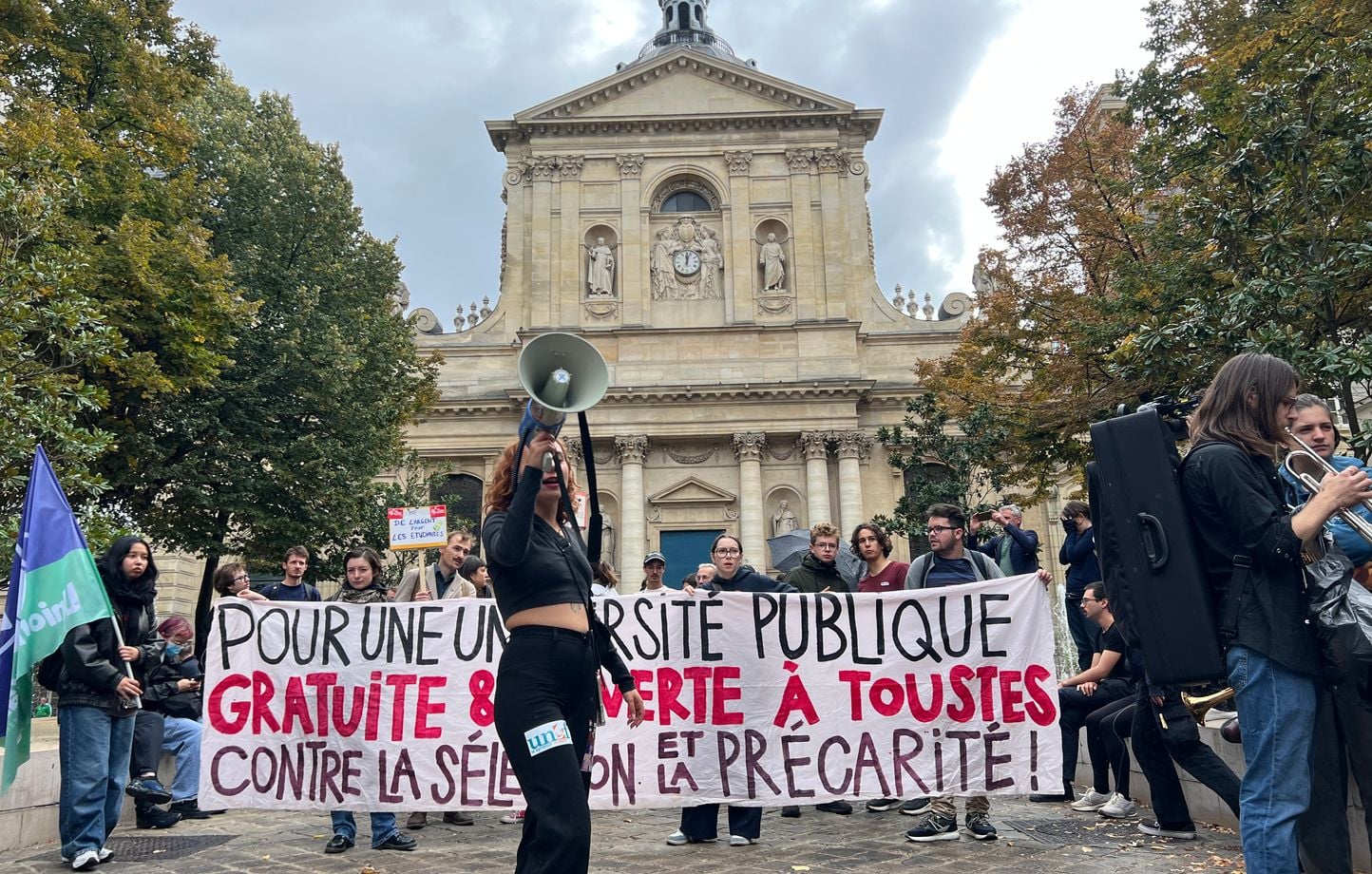 "Bloquons tout": l'illustration d'un noyautage gauchiste par la classe d'encadrement