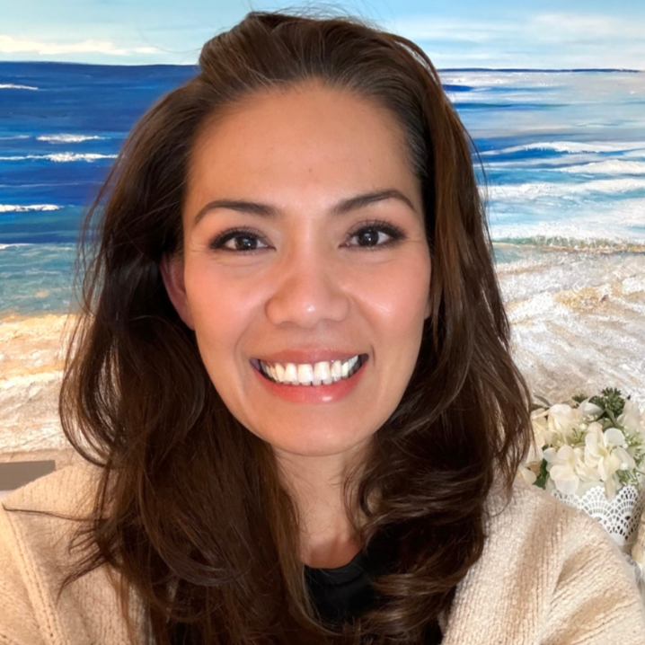 Diana Lewis
