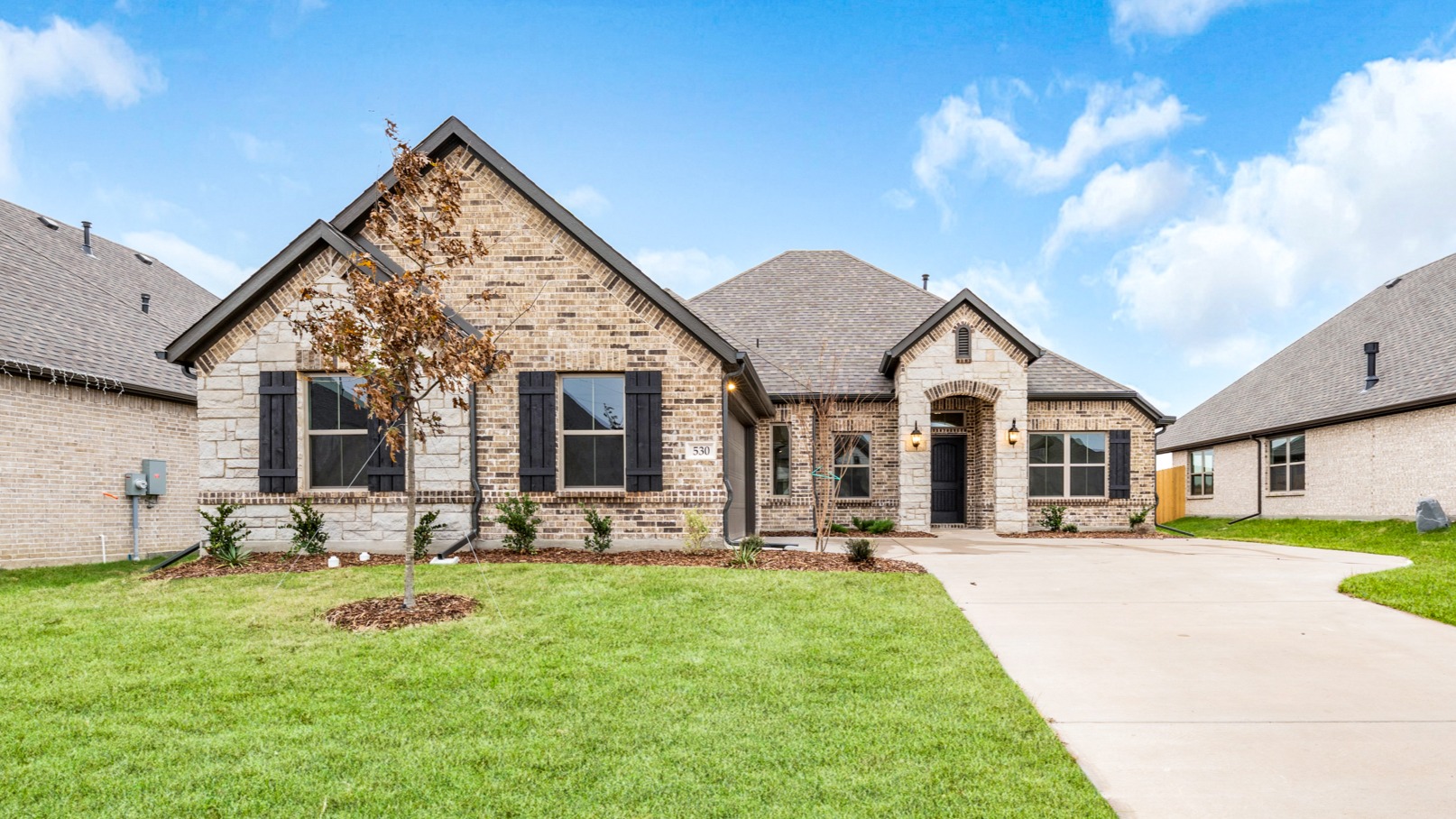 530 Cristo Range | Alexander E