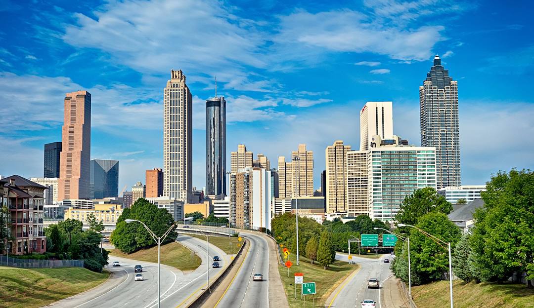 a picture of a city real estate skyline