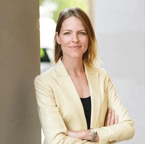 Julia Peter