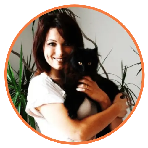 the best writing course review verity headhot
