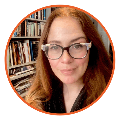 Headshot of Faye writing course reviews