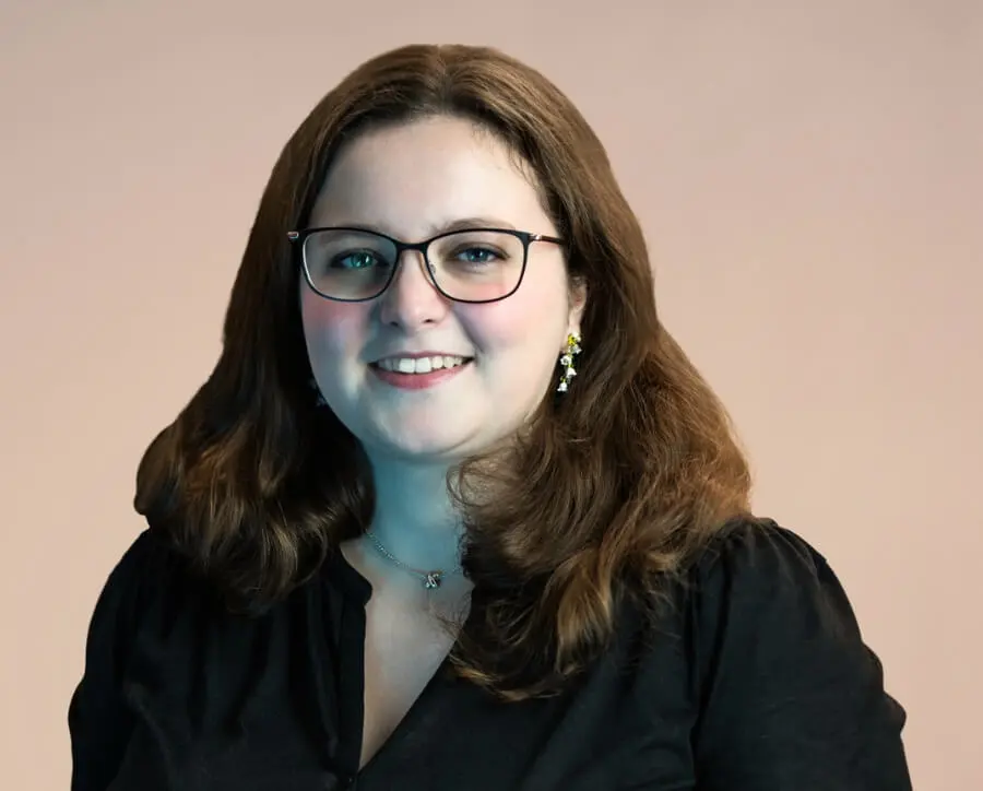 Georgia Summers. Previously Editor at Macmillan and The Novelry Team Member.