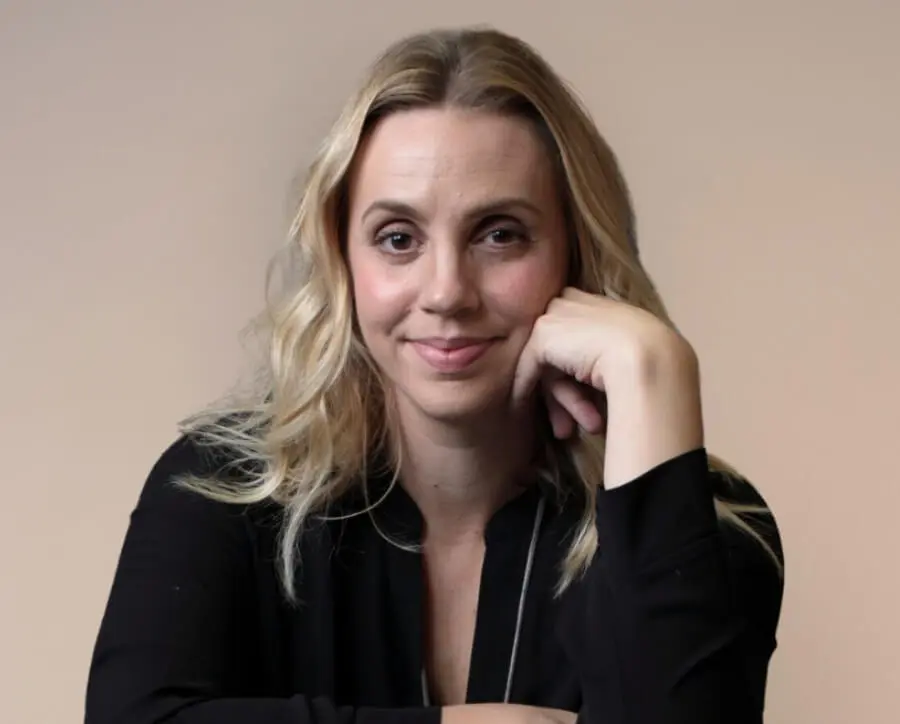 Colleen Oakley. Author and The Novelry Team Member