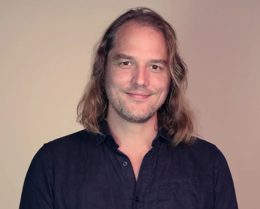 Craig Leyenaar. Former commissioning editor at Titan Books and Gollancz and The Novelry Team Member