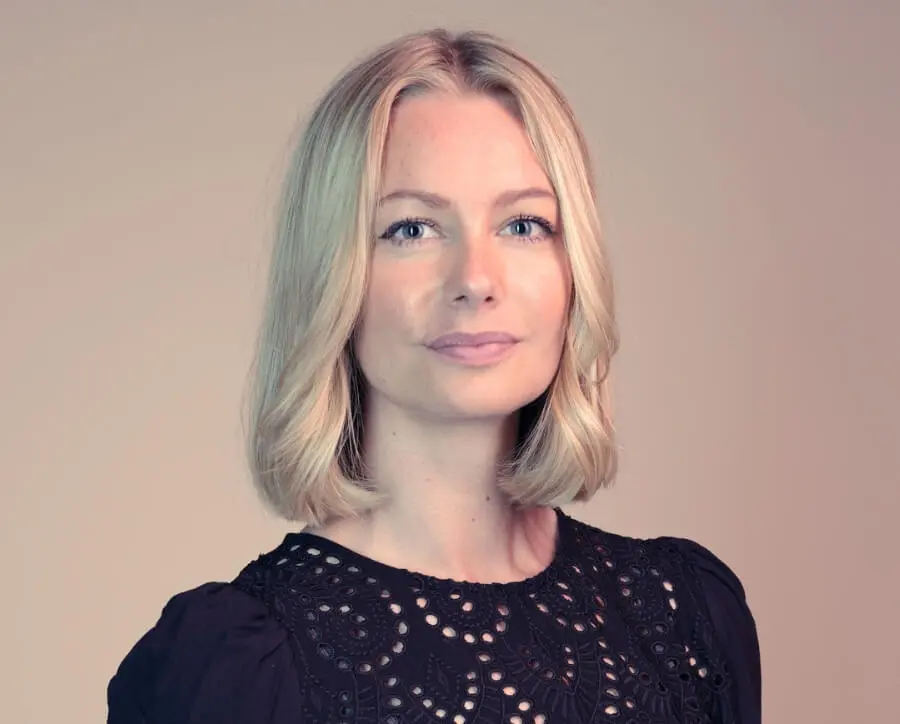 Tash Barsby. Former commissioning editor at Penguin random House and The Novelry Team Member