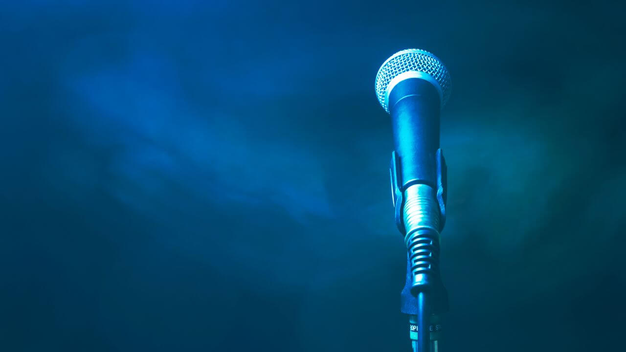 Microphone. Five steps on how to find your voice in fiction writing.