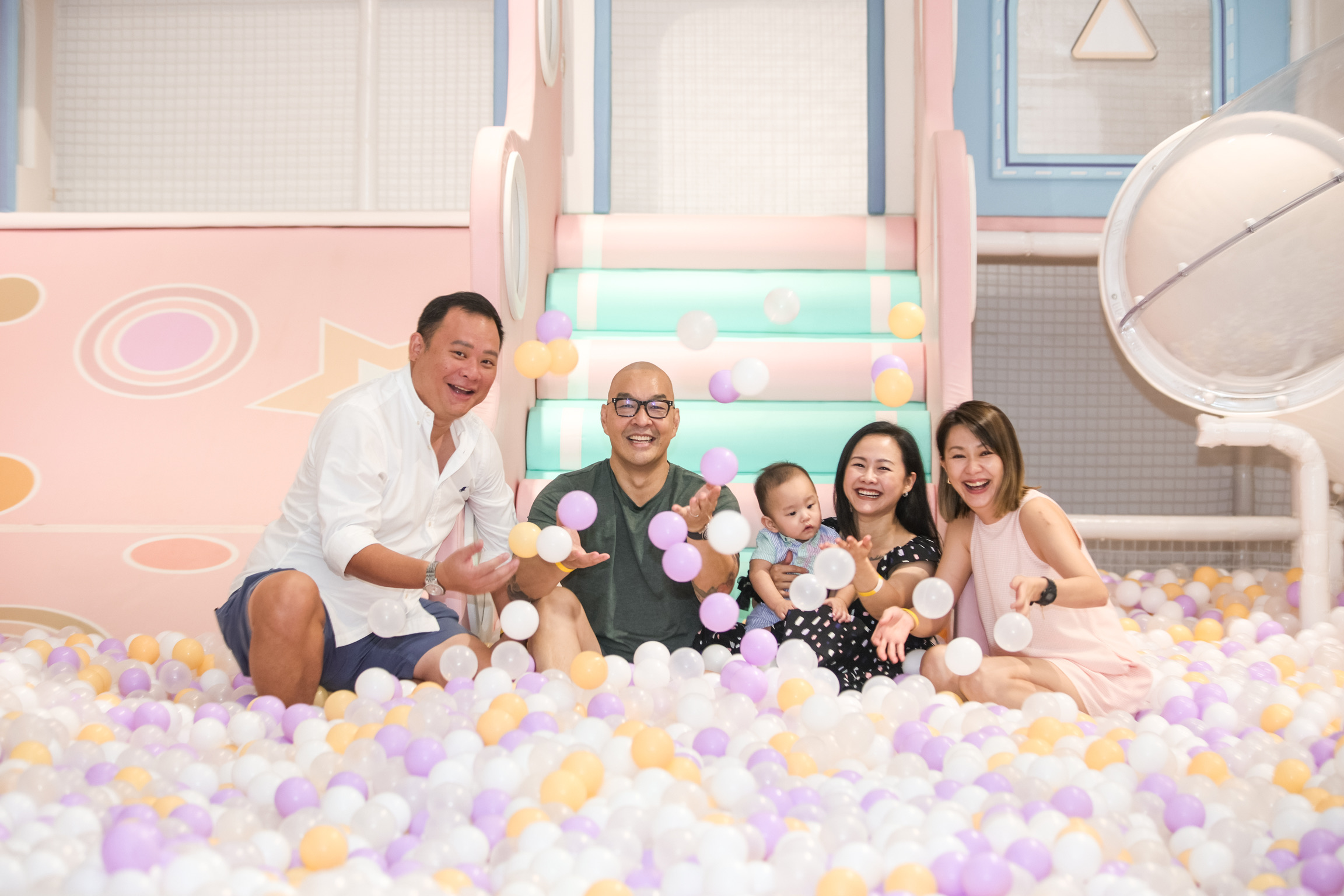 DuDU Kids Cafe Play Area Ball Pit
