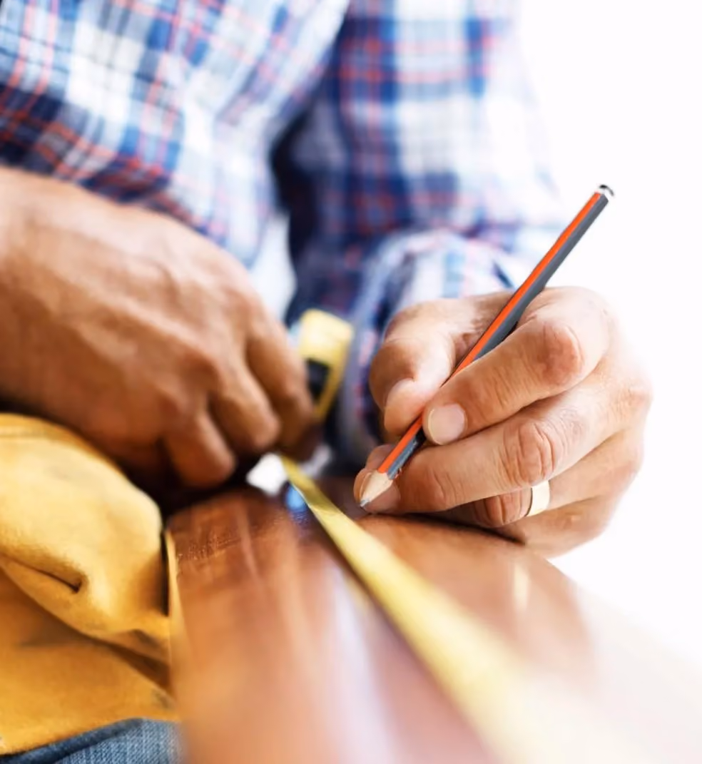 General Contractor Measuring