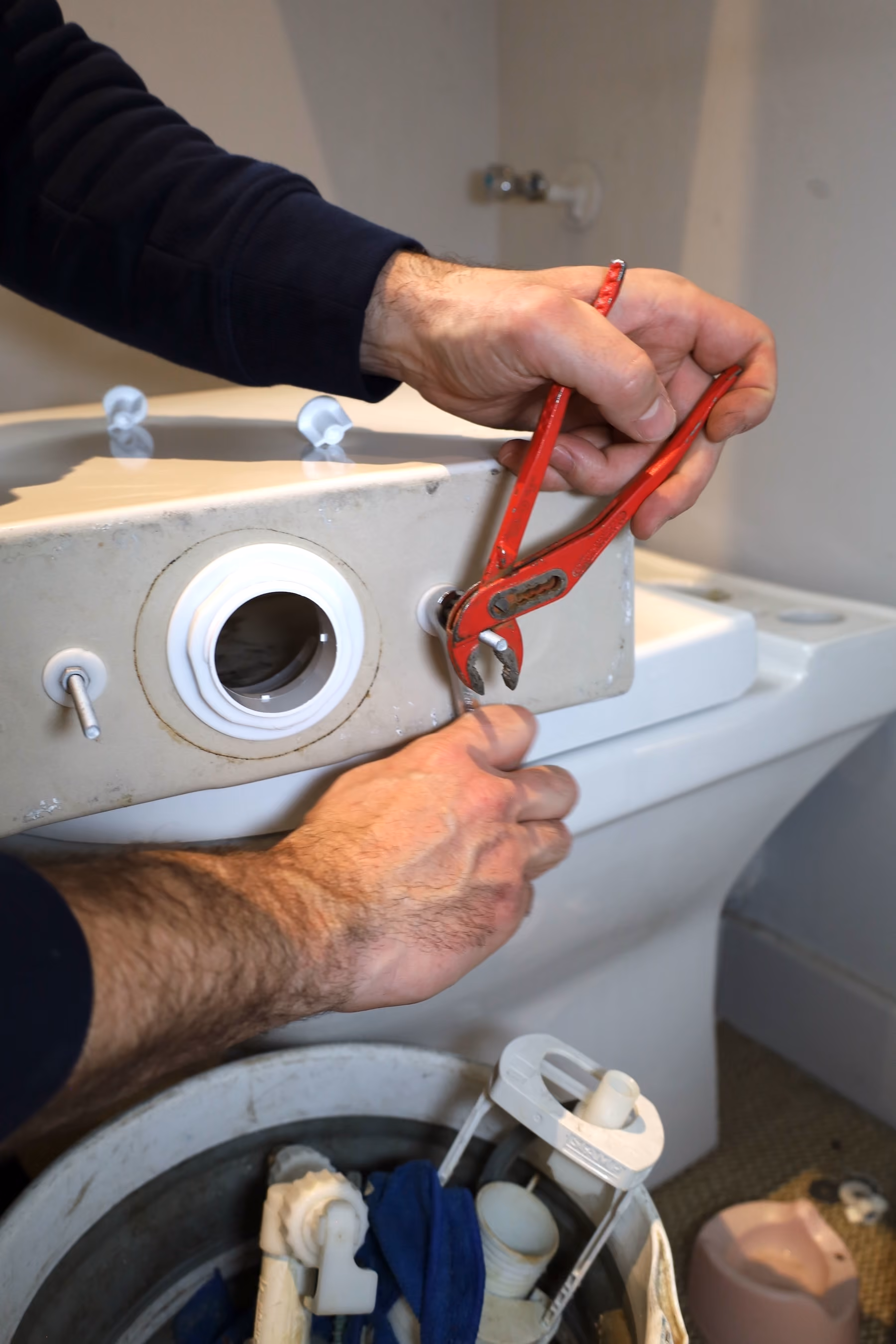 Débouchage de toilettes / WC à Montpellier par Coup de clé