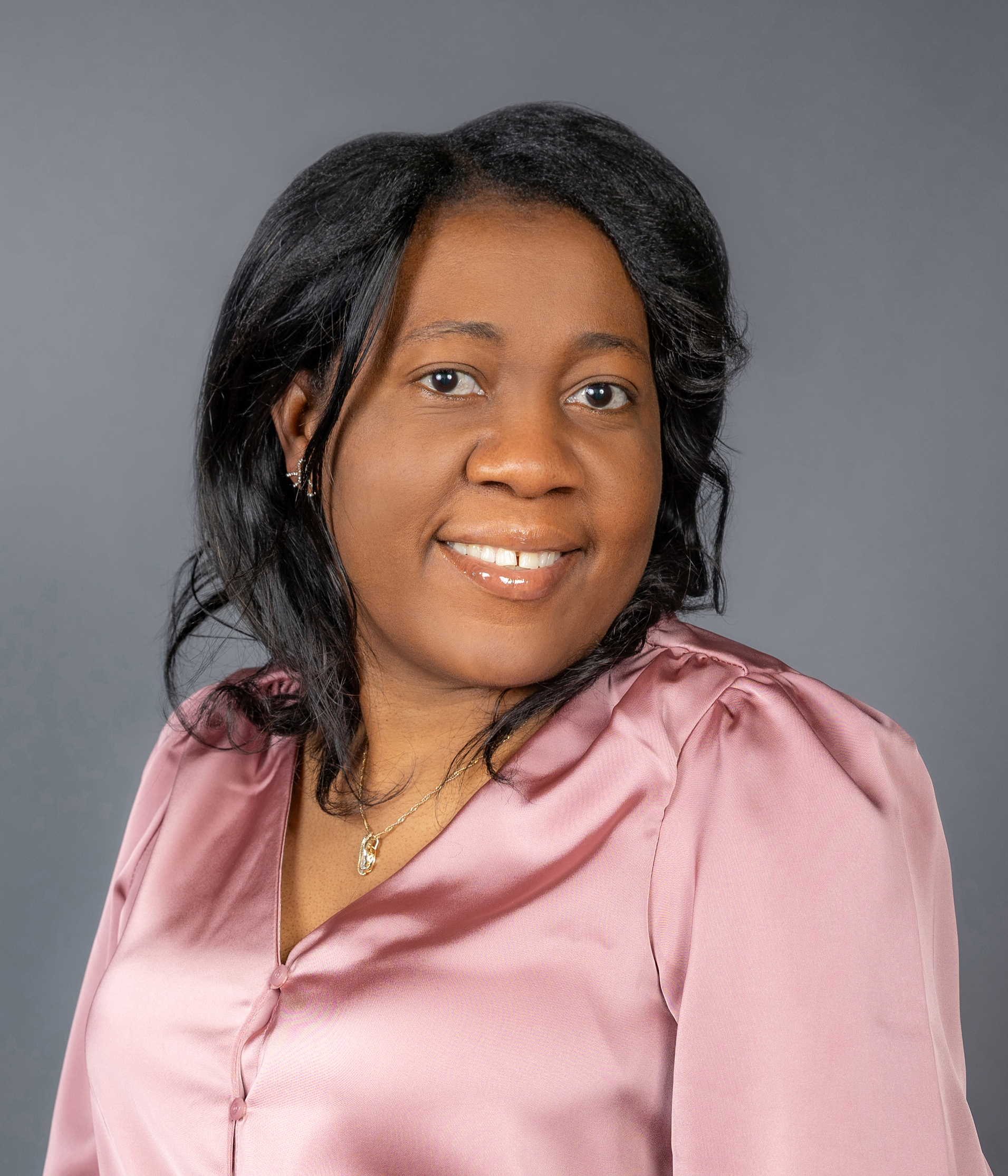 Yerlin Nacius working on a computer