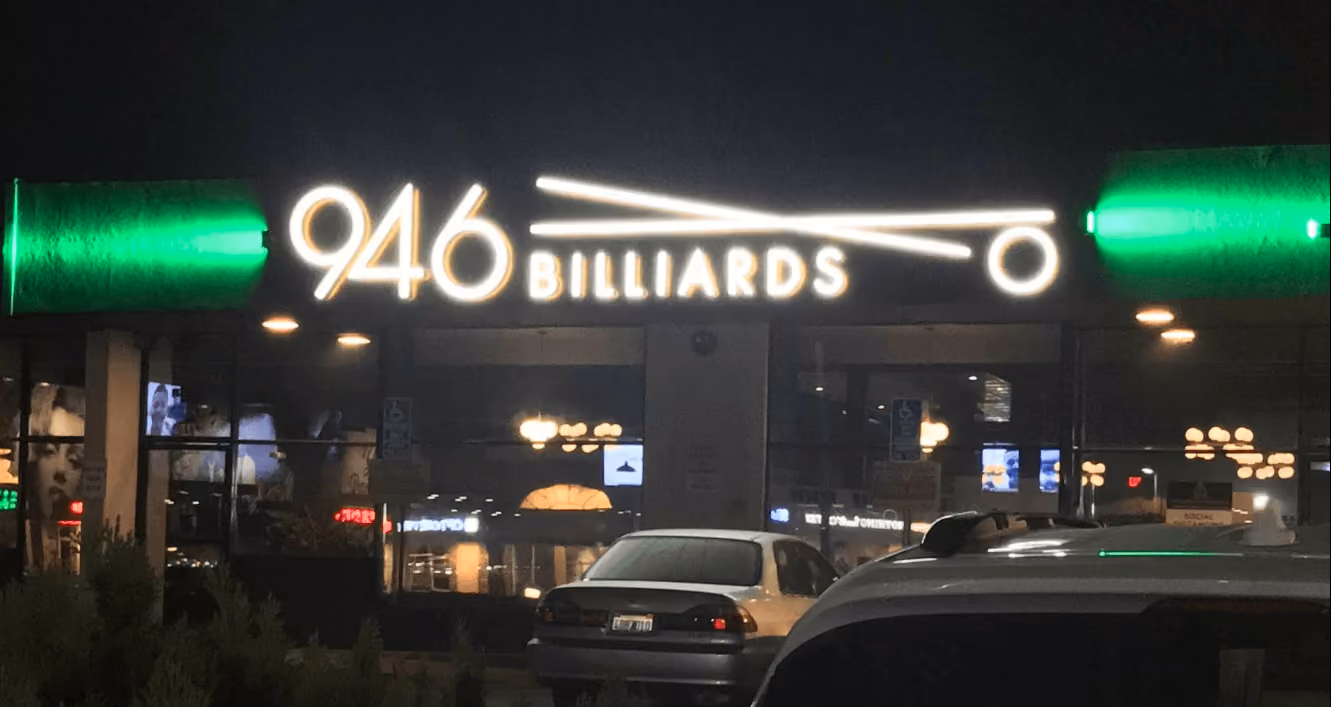 The 946 Billiards entrance on West El Camino Real