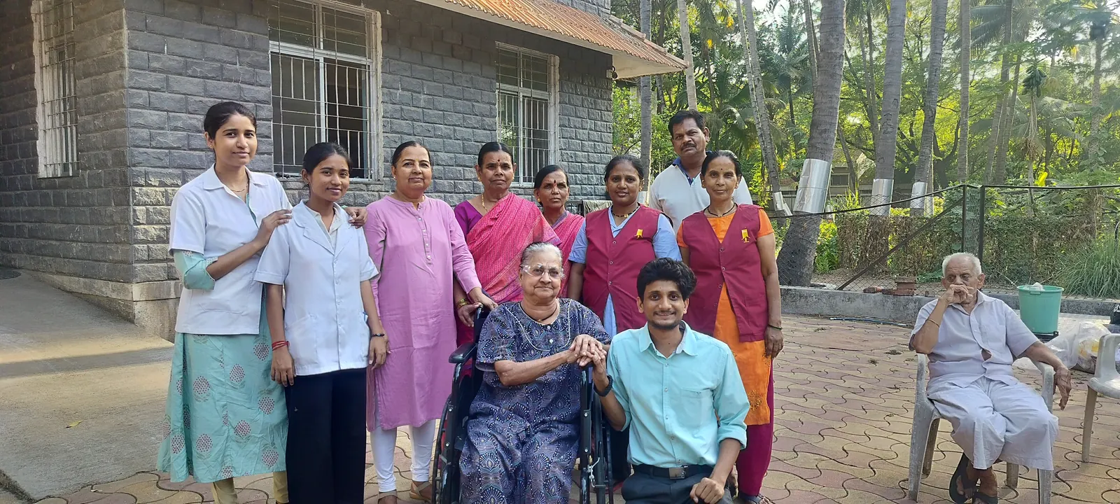 The GeriaTree family of doctors, nurses and caregivers