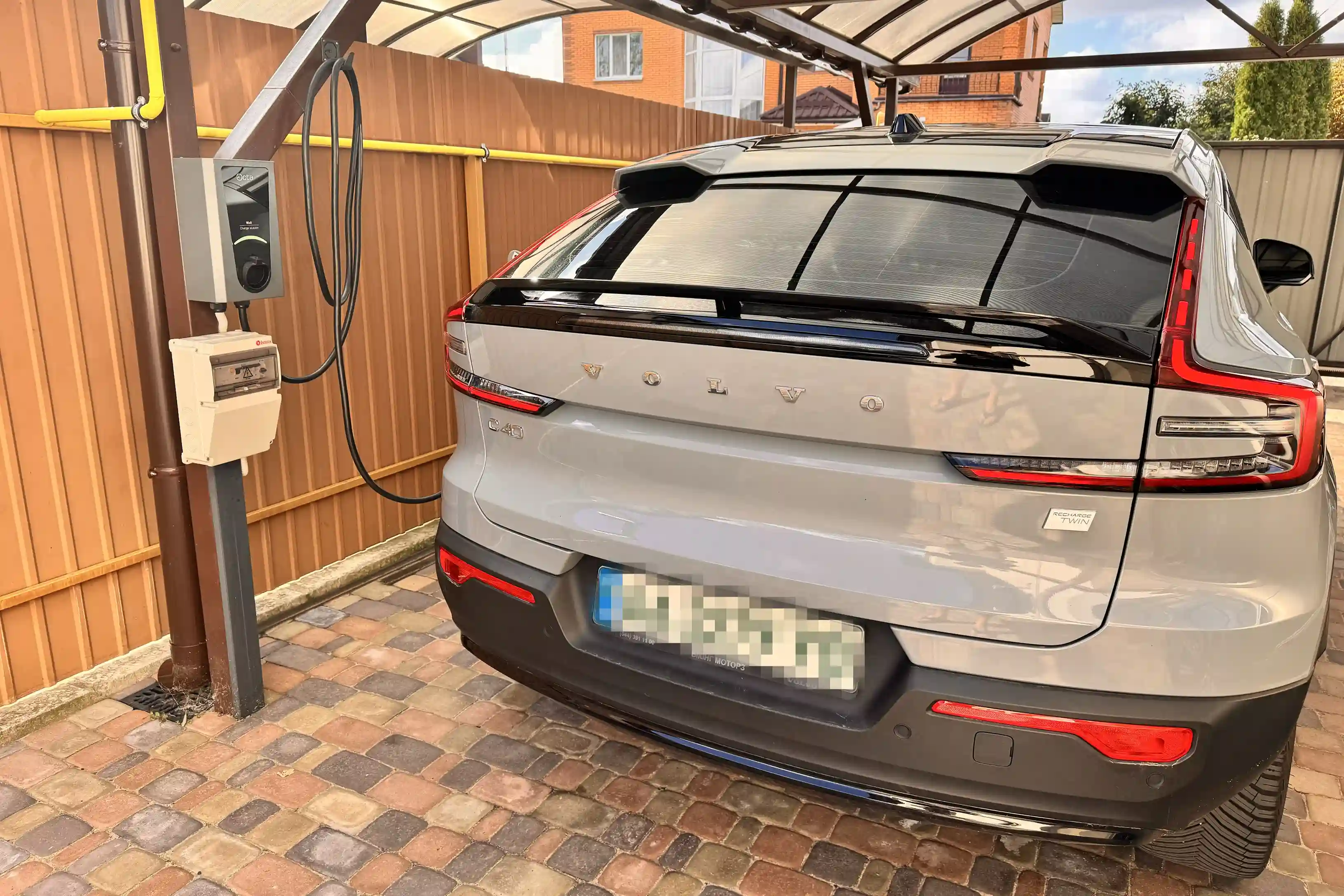 Octa Volvo charging