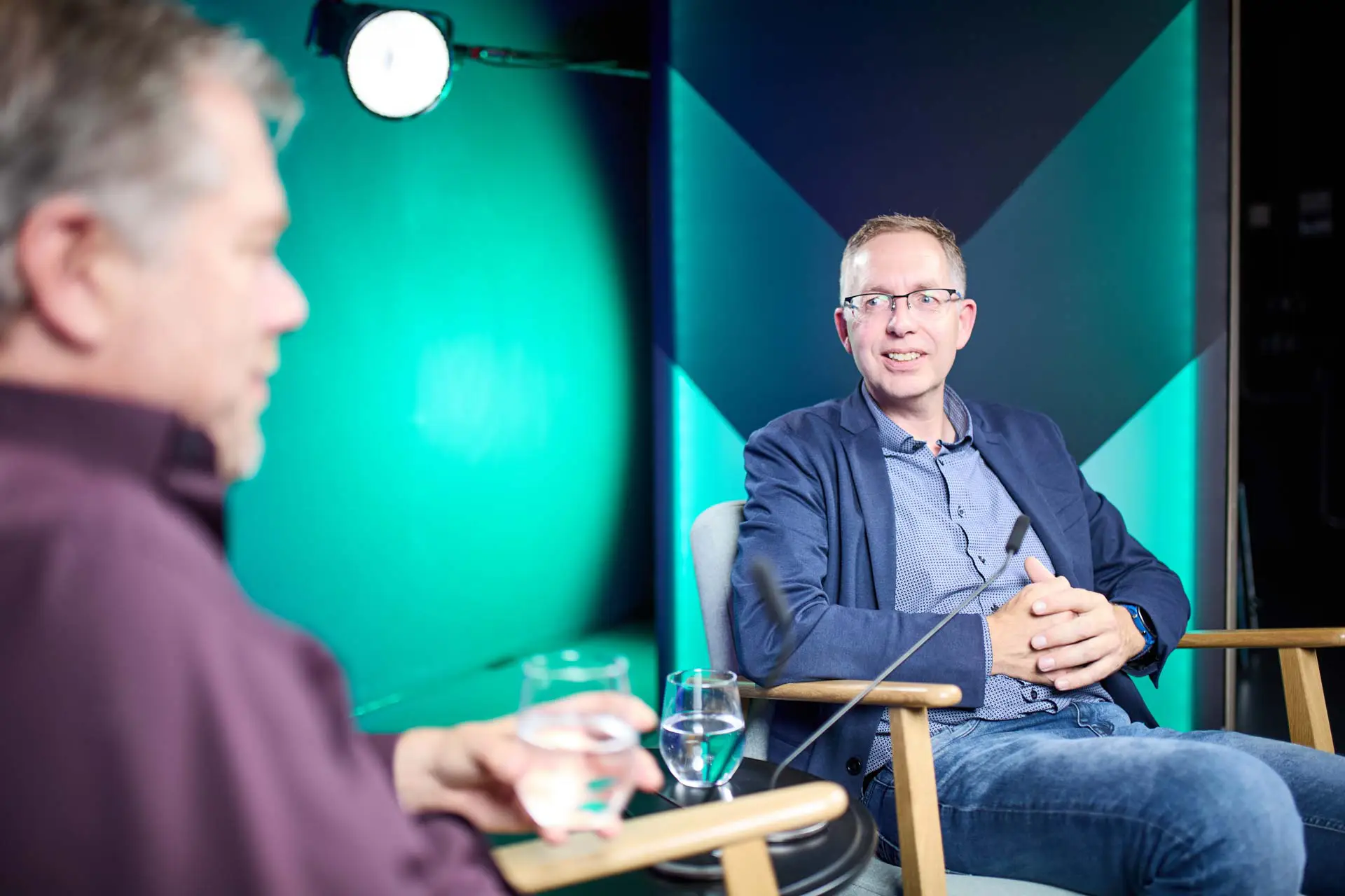 Richard Elsinga geeft een indringende inkijk in de realiteit achter de technische termen en het belang van menselijke veerkracht in crisistijd.