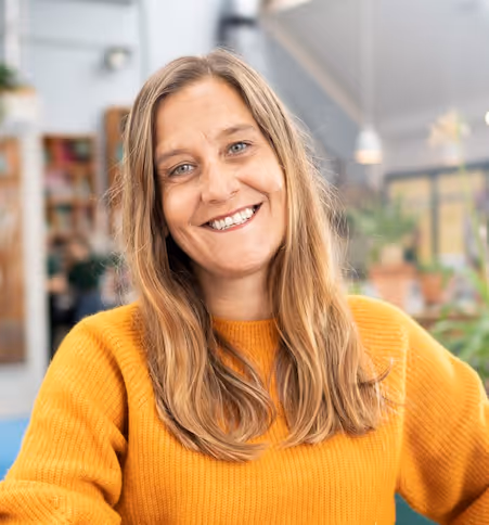 Dr. Claire Mann