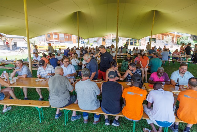 Organisation d’un anniversaire d’entreprise en Savoie : les 80 ans de MAURO BTP à la Ferme des Gabelins à Chamousset