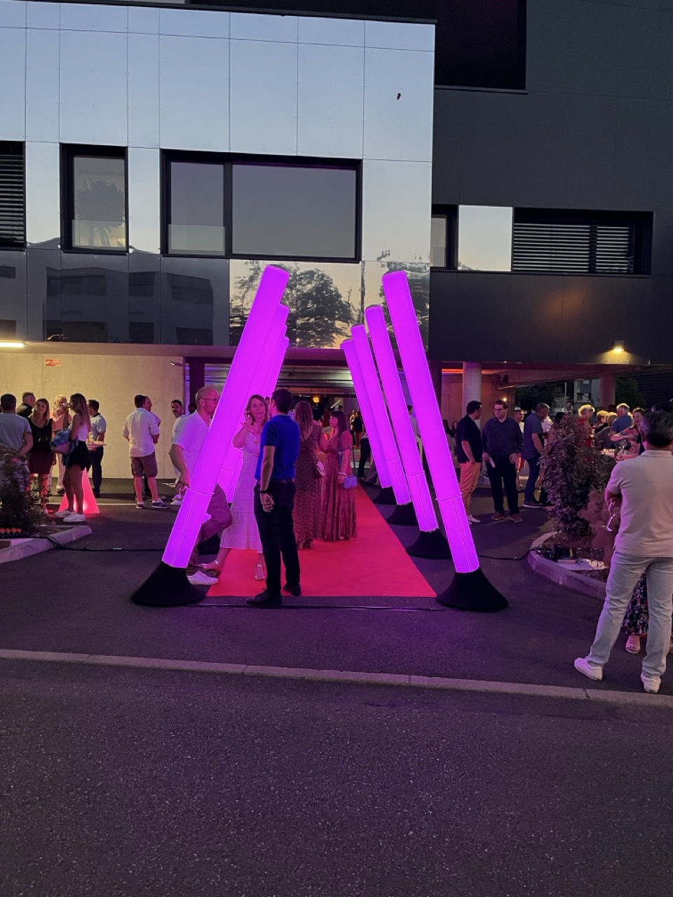 Inauguration du bâtiment Le Vertilis à Thonon : une inauguration d’entreprise premium orchestré par Cosmik Jump