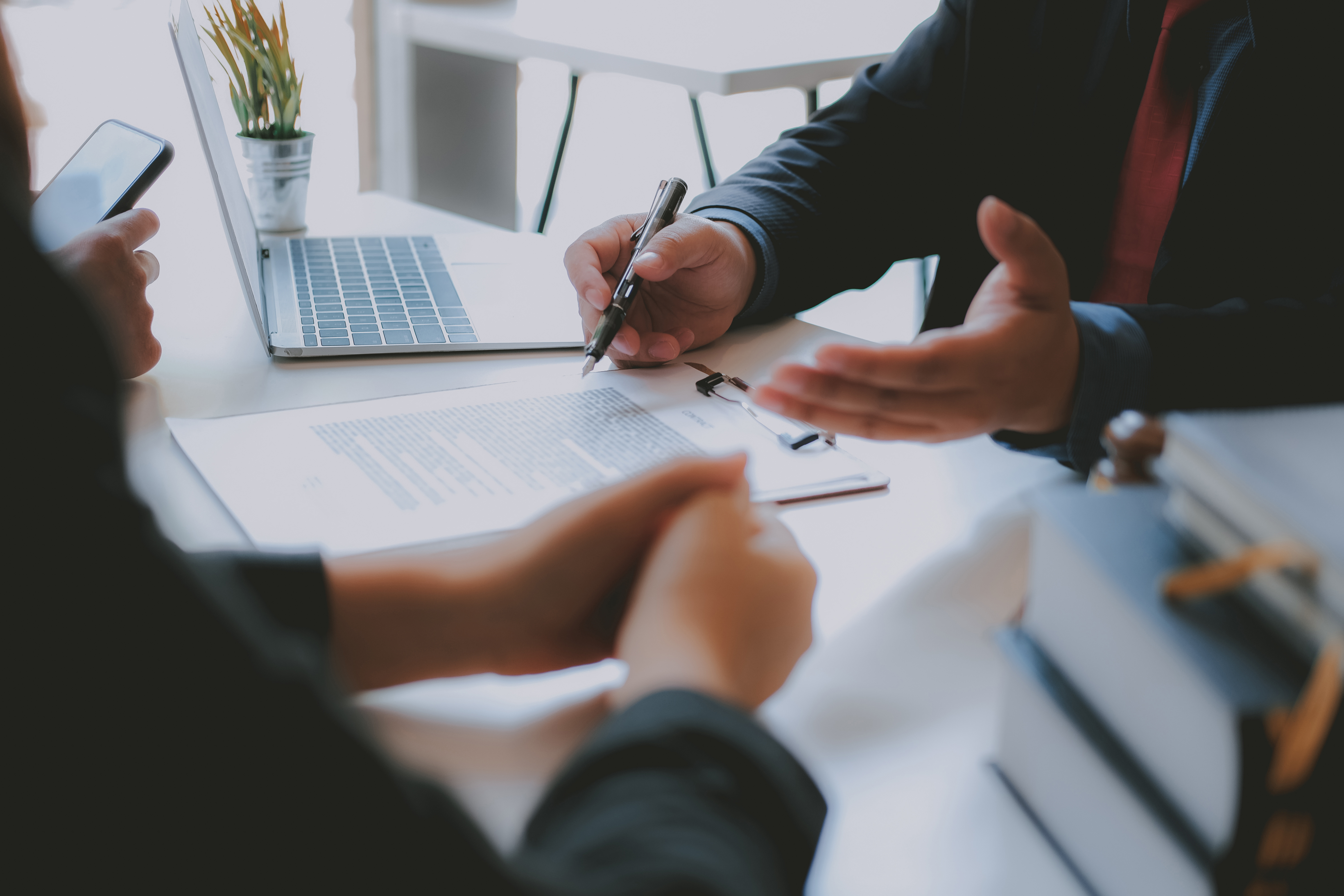 ¿Cómo convertirte en el broker de confianza para tus clientes?