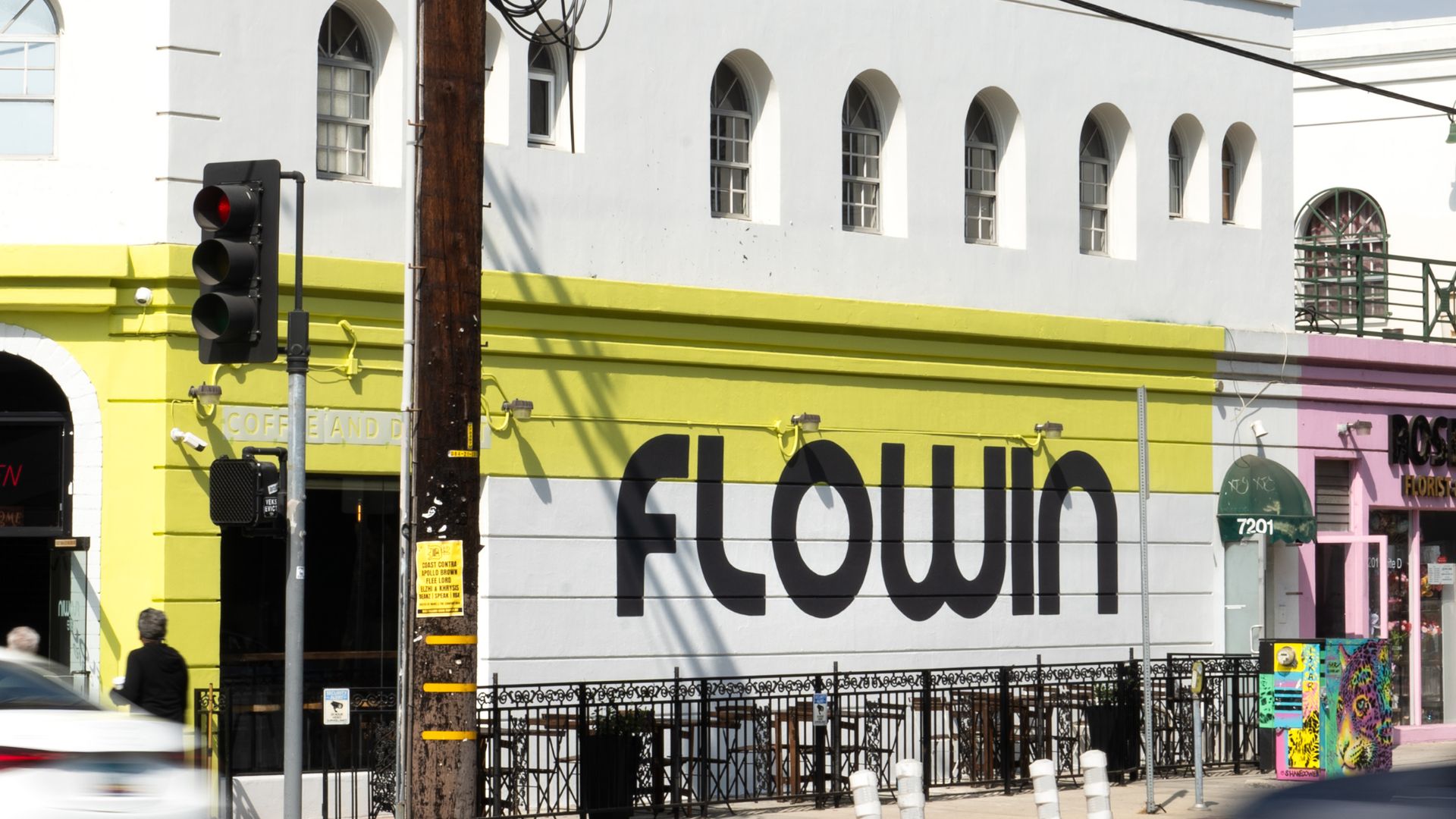 Flowin Cafe Signage on Melrose