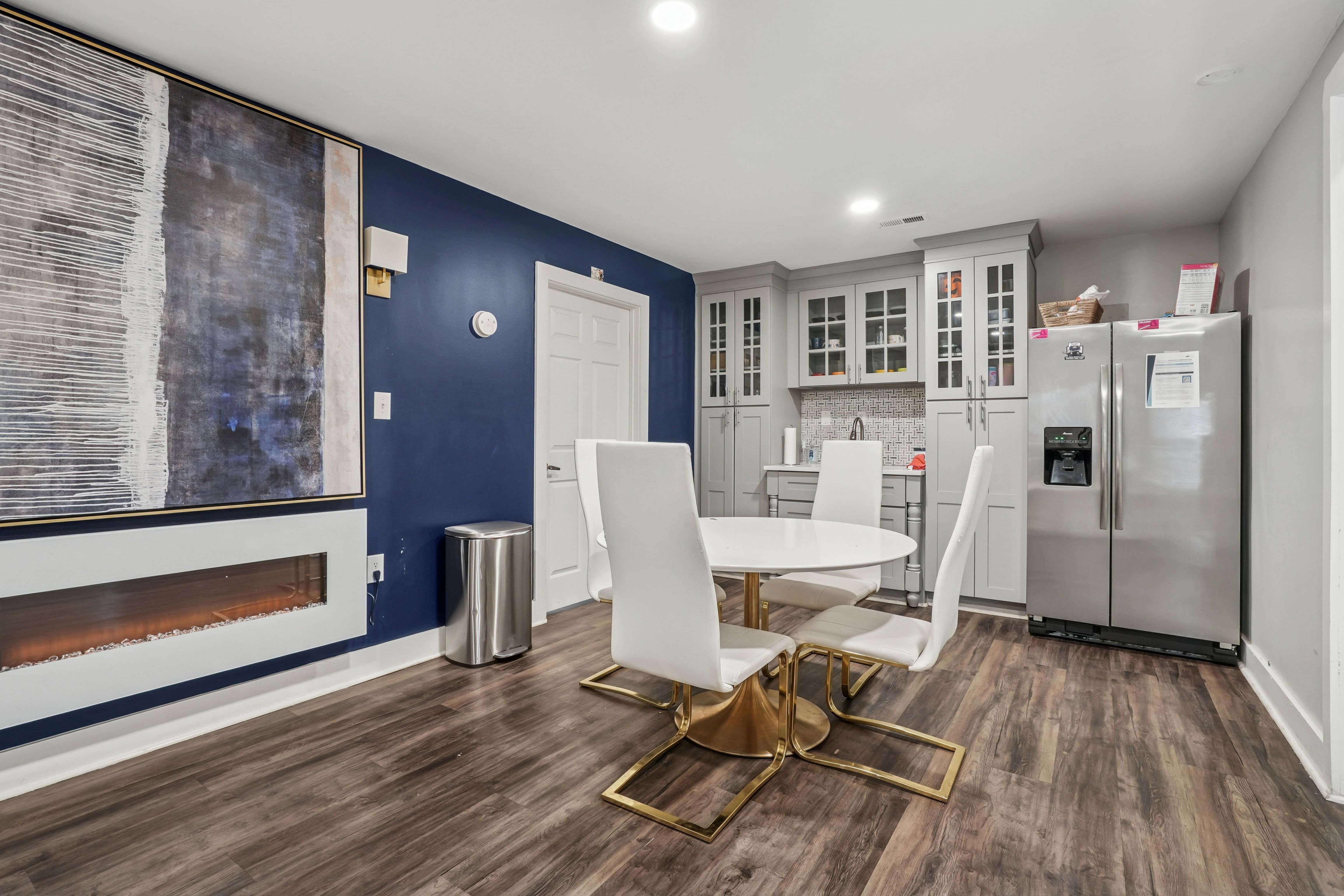 leasing office kitchen