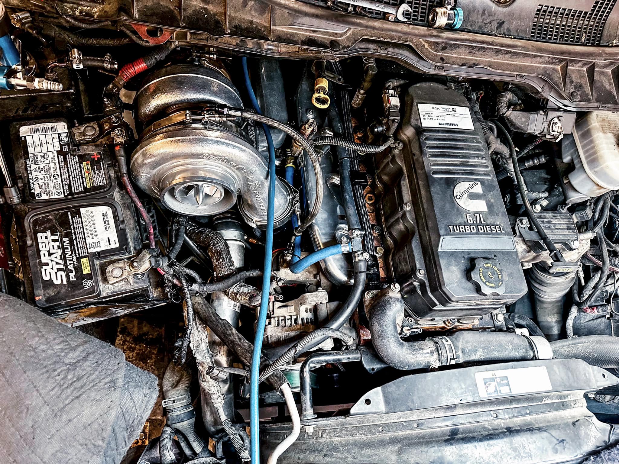 Pickup truck engine repair services