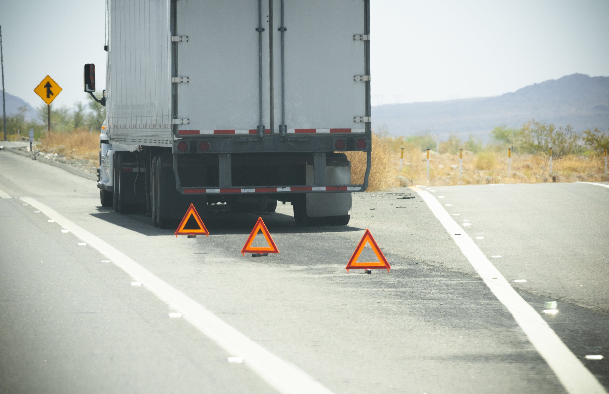What to Do if Your Truck Breaks Down on the Road