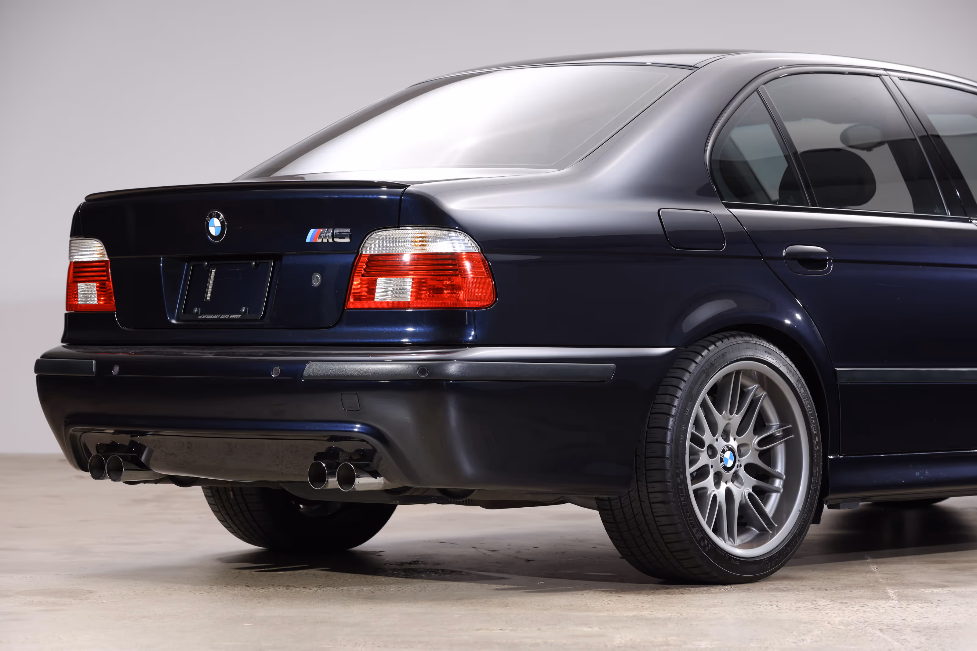 2003 BMW E39 M5