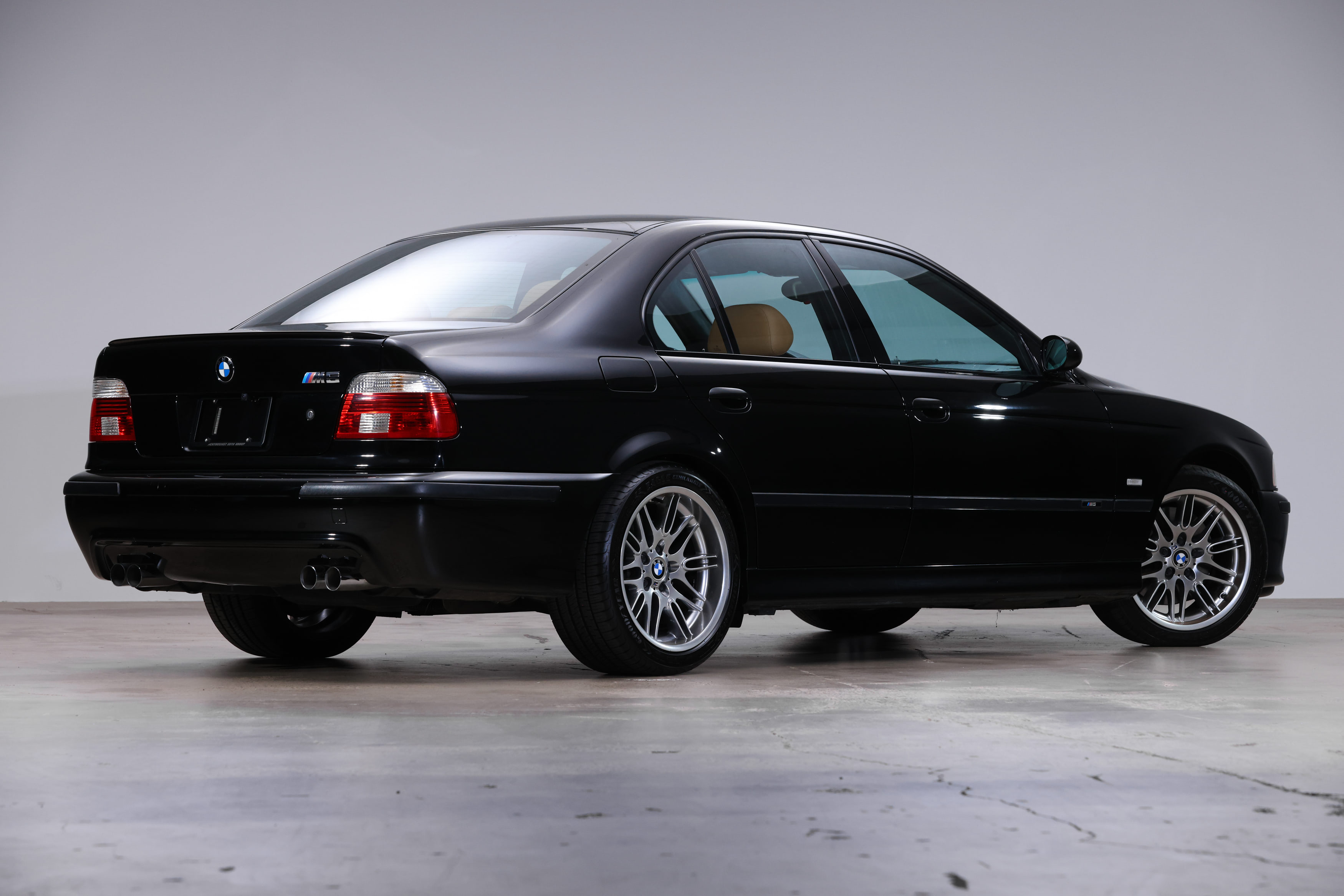 2003 BMW E39 M5