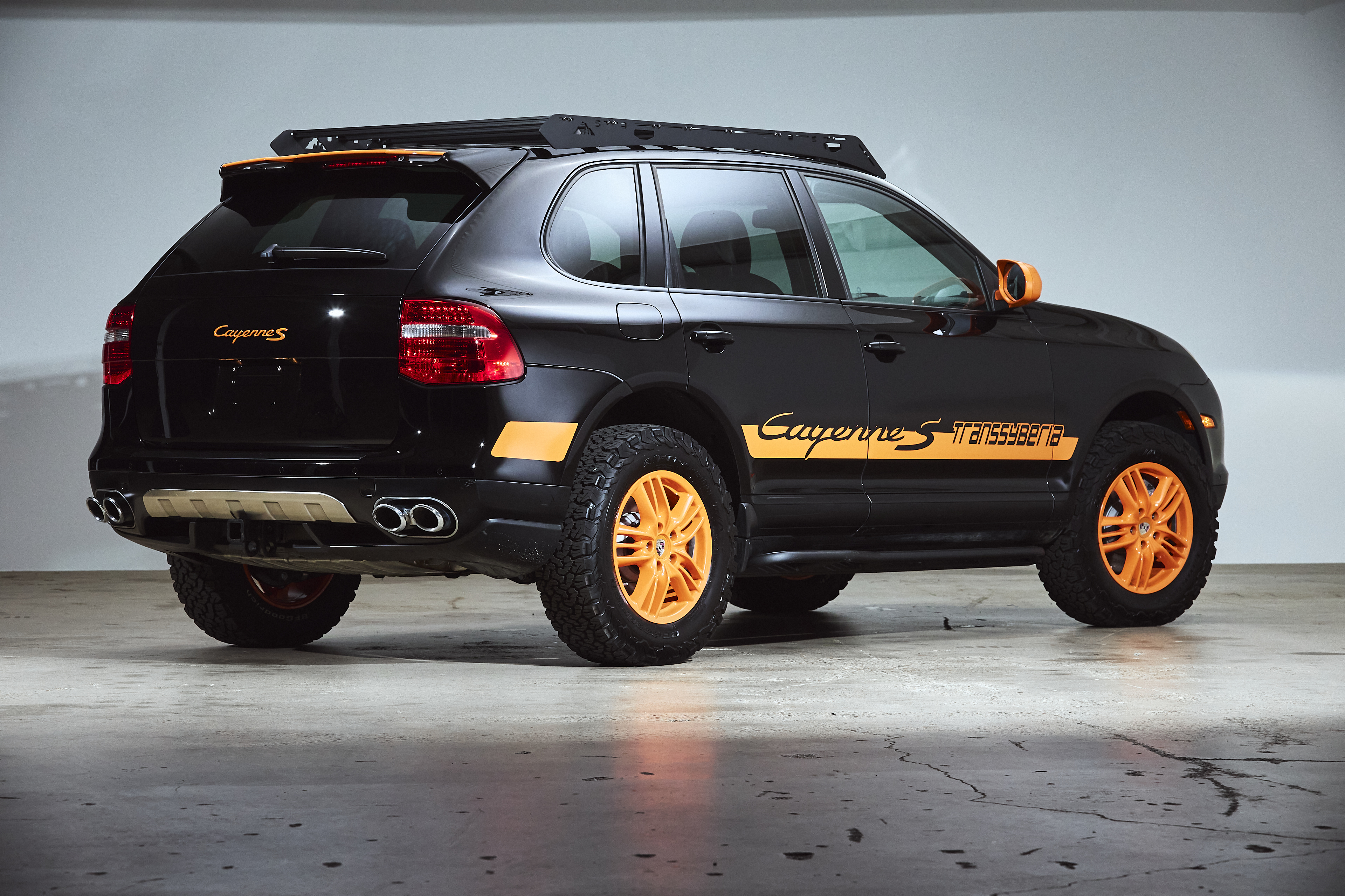 2010 Porsche Cayenne S Transsyberia
