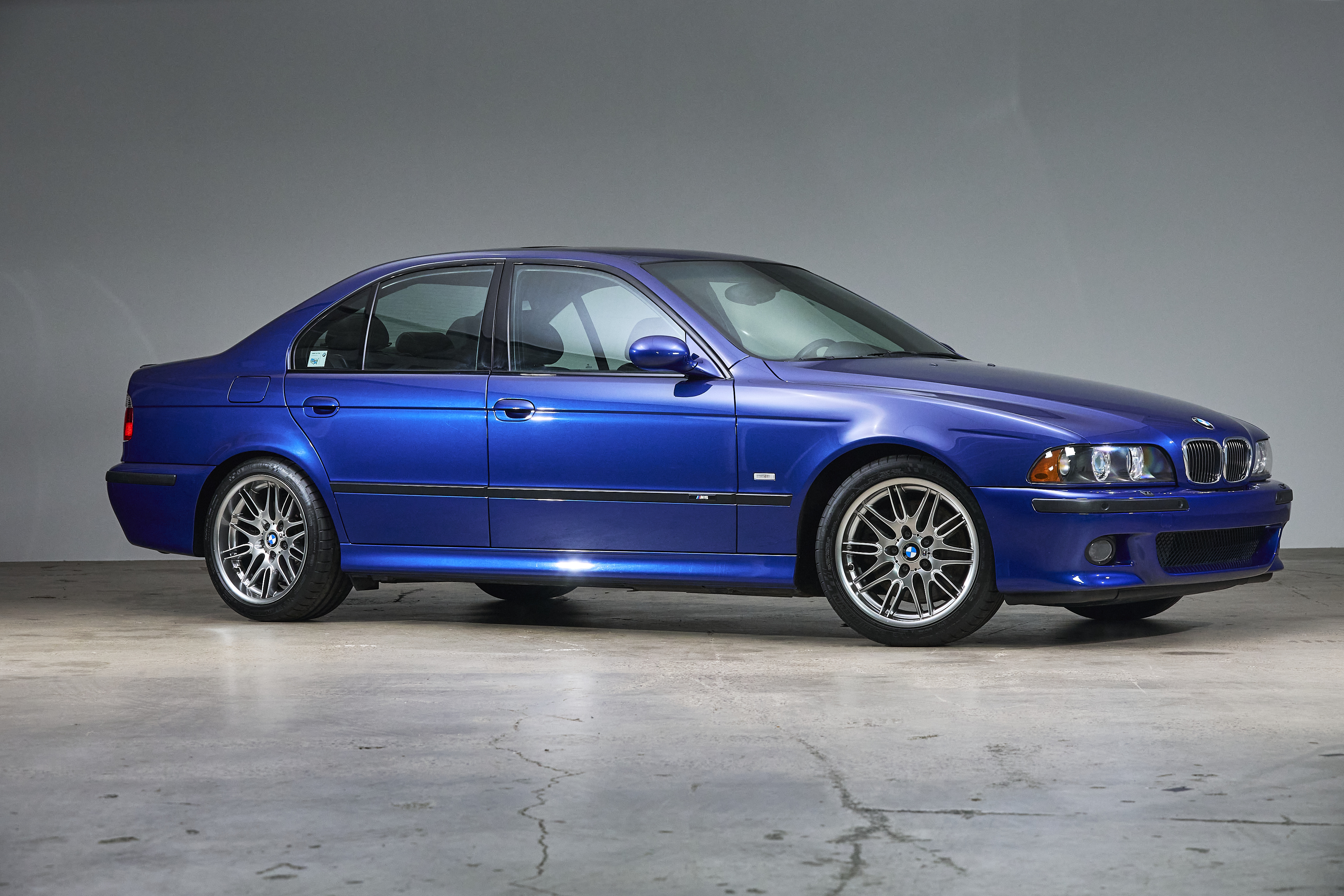 2002 BMW E39 M5