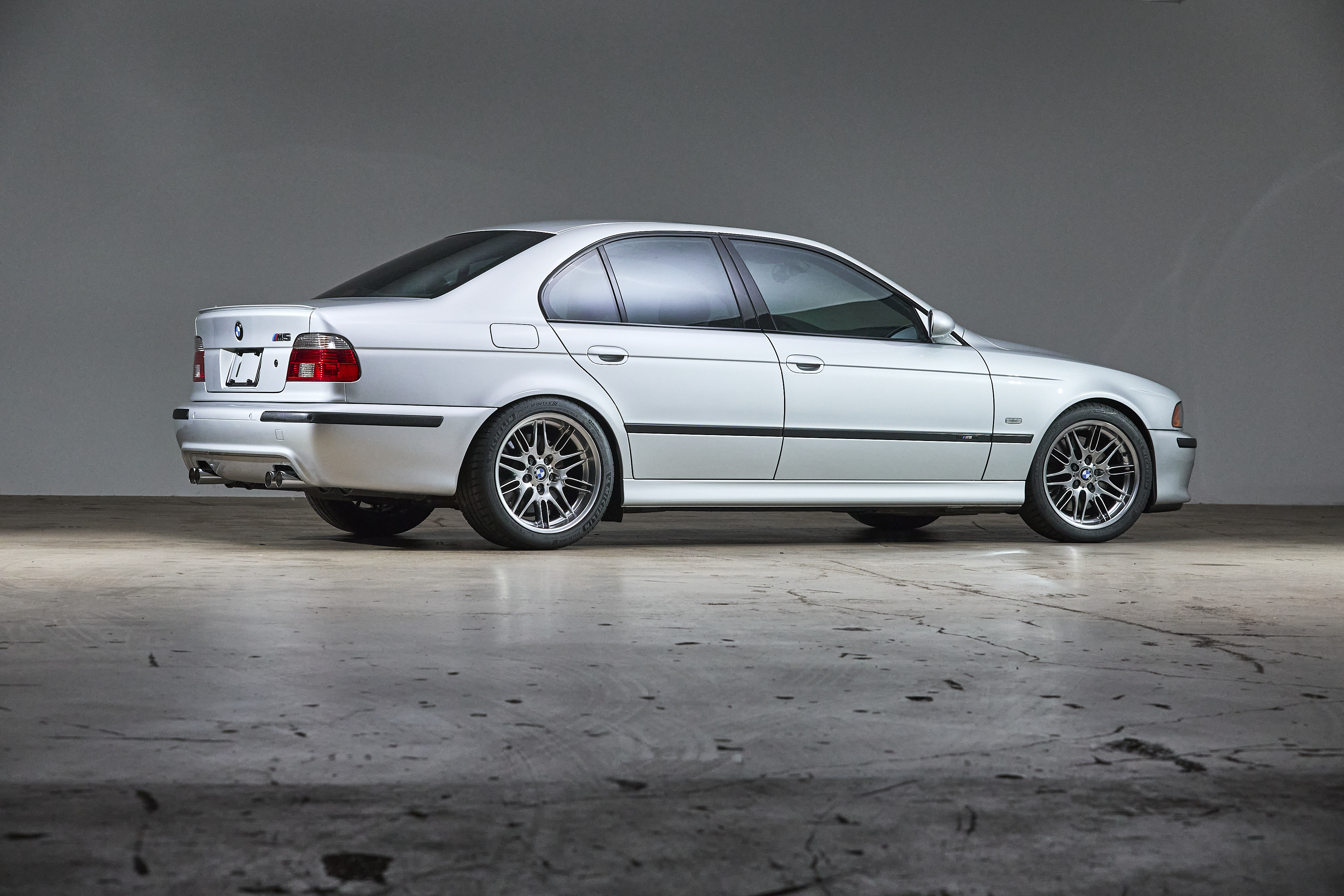 2003 BMW E39 M5