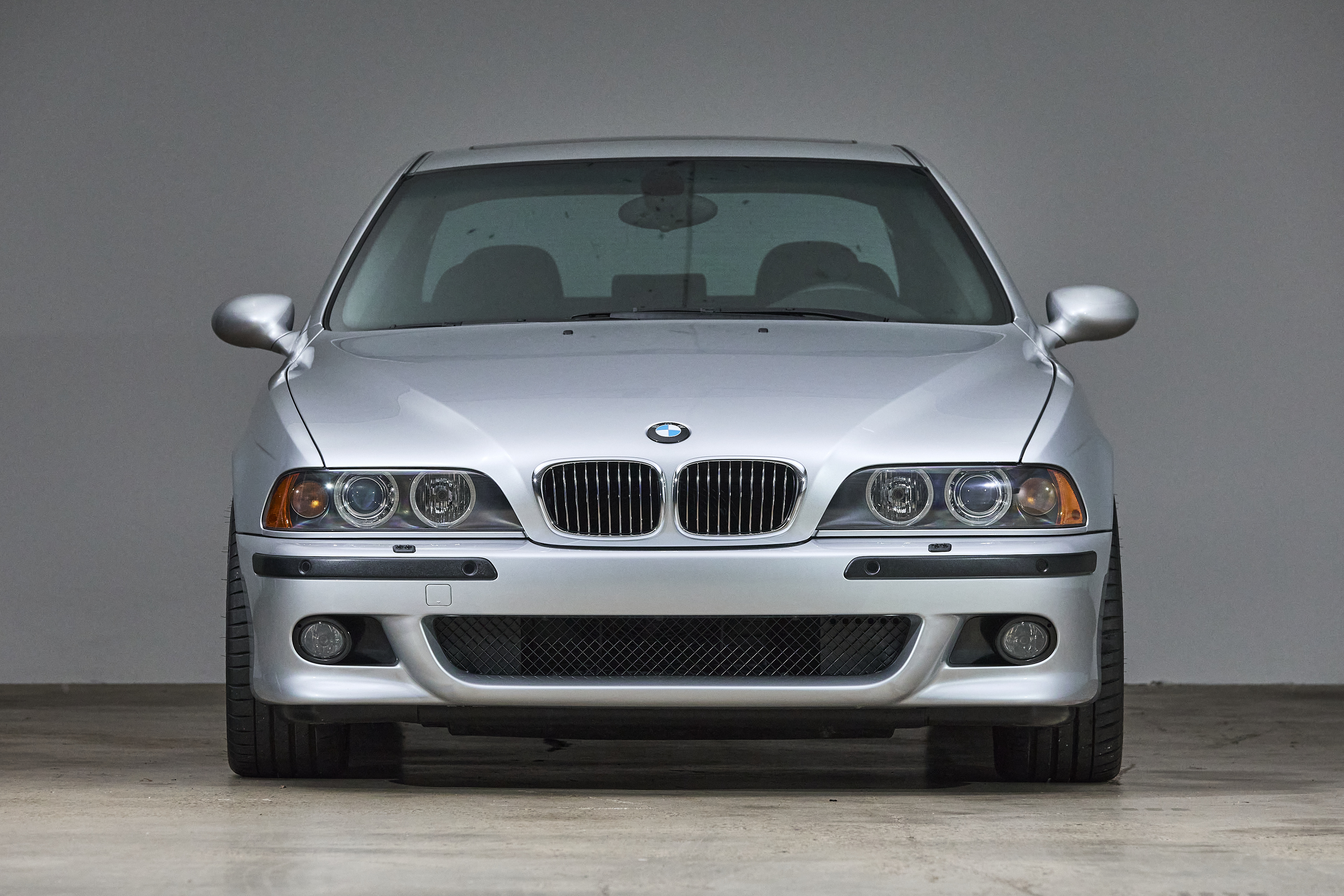 2003 BMW E39 M5