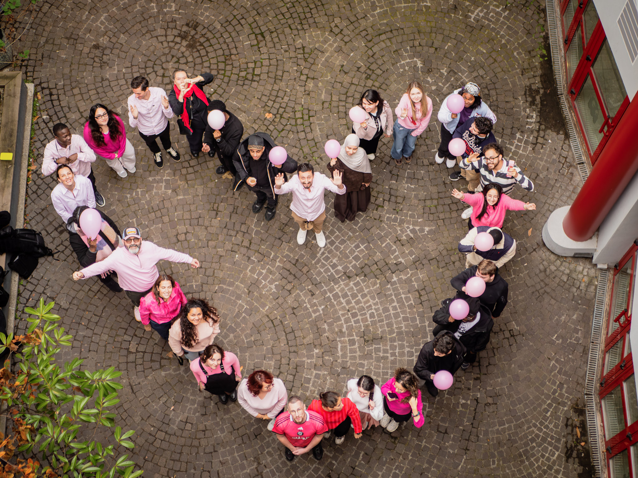 collaborateur nexa en rose