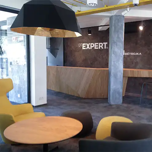 DT-Expert lobby