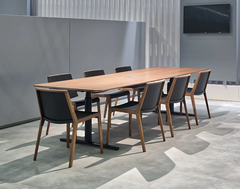 Jídelní a barové židle