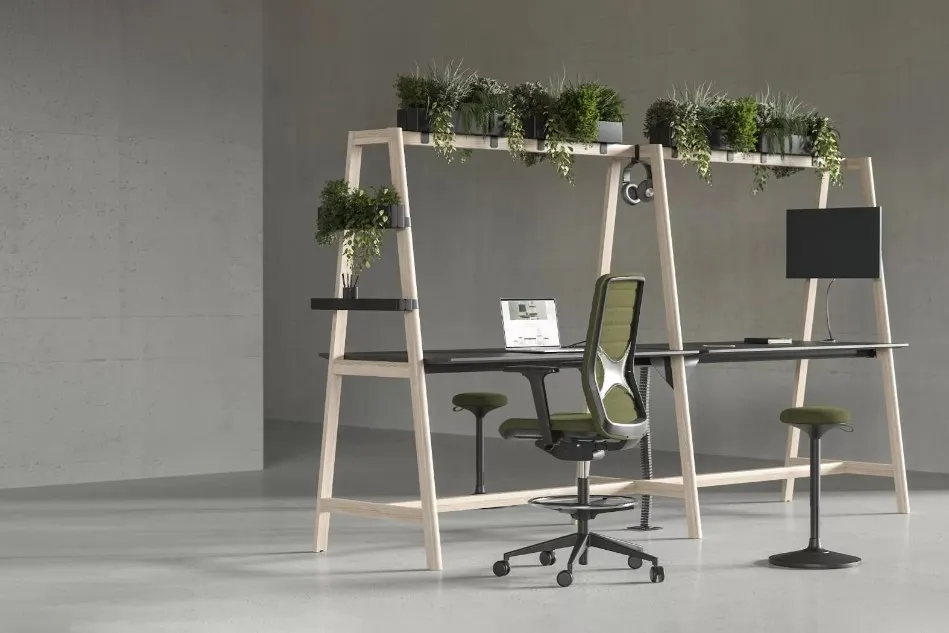 Konferenční stoly a stolky