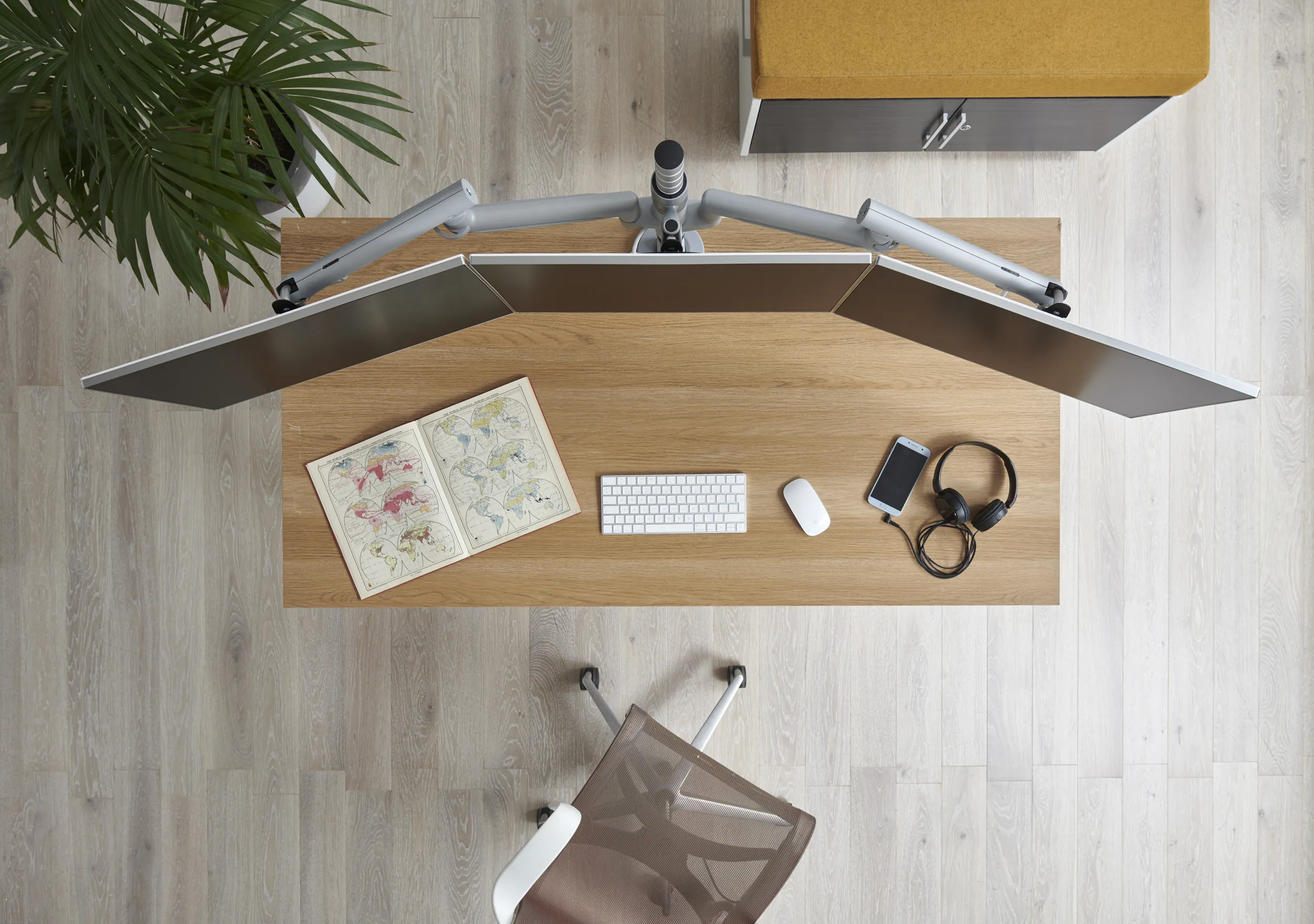 Příslušenství k monitorům