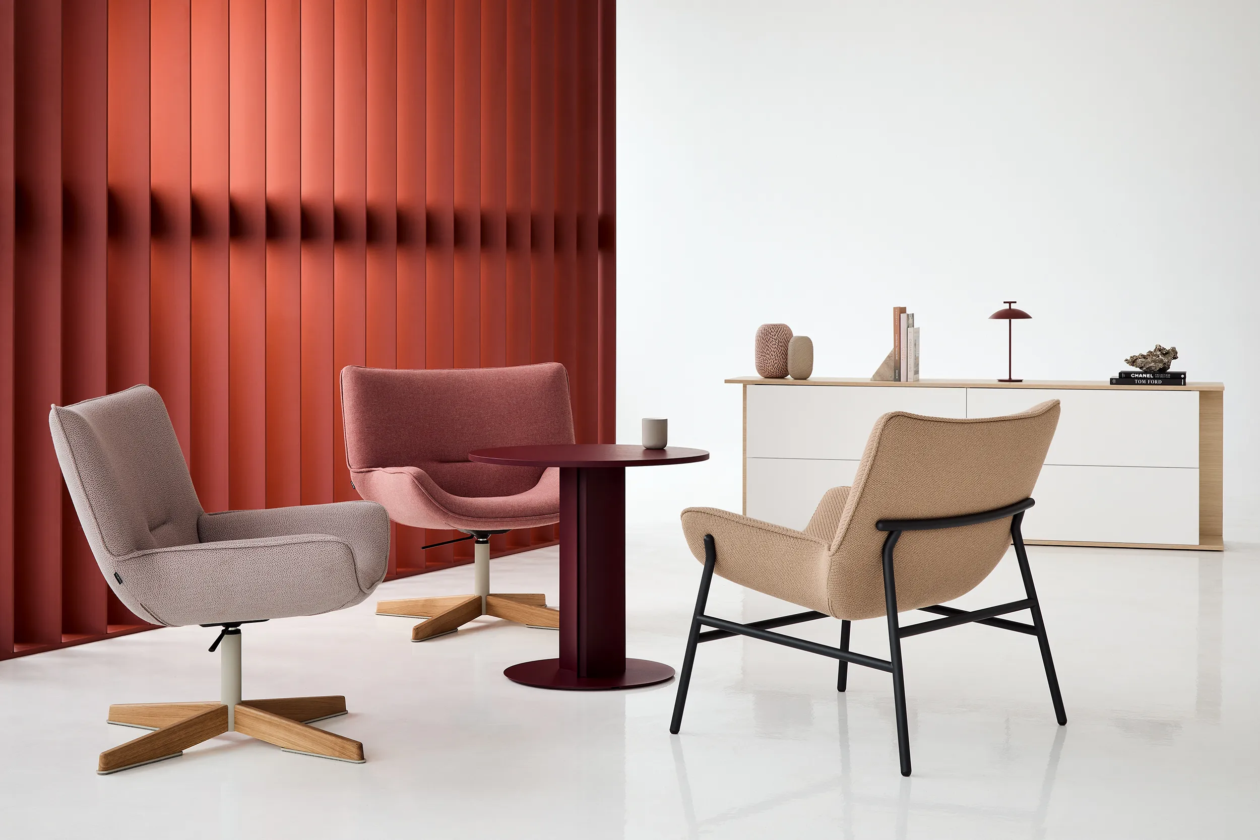 Armchairs & Sofas