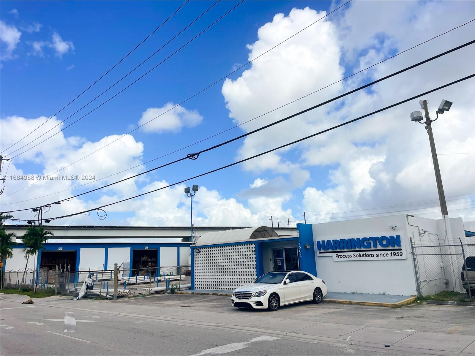 7501 NW 72nd Ave, Medley FL 33166